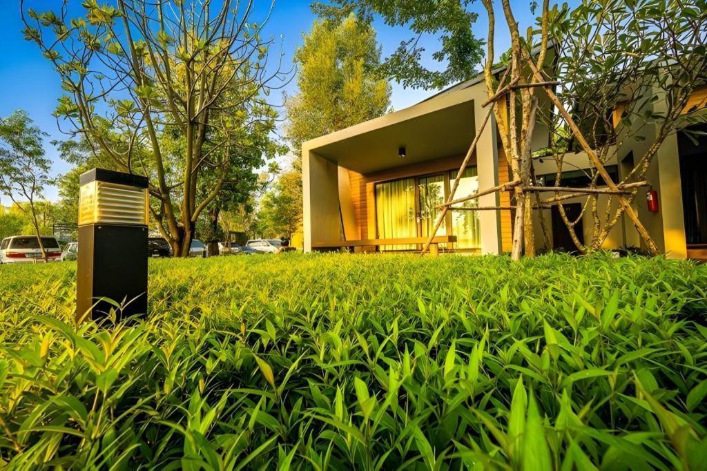 Chatnipa Beach Resort By Morseng Ban Hat Lek Dış mekan fotoğraf