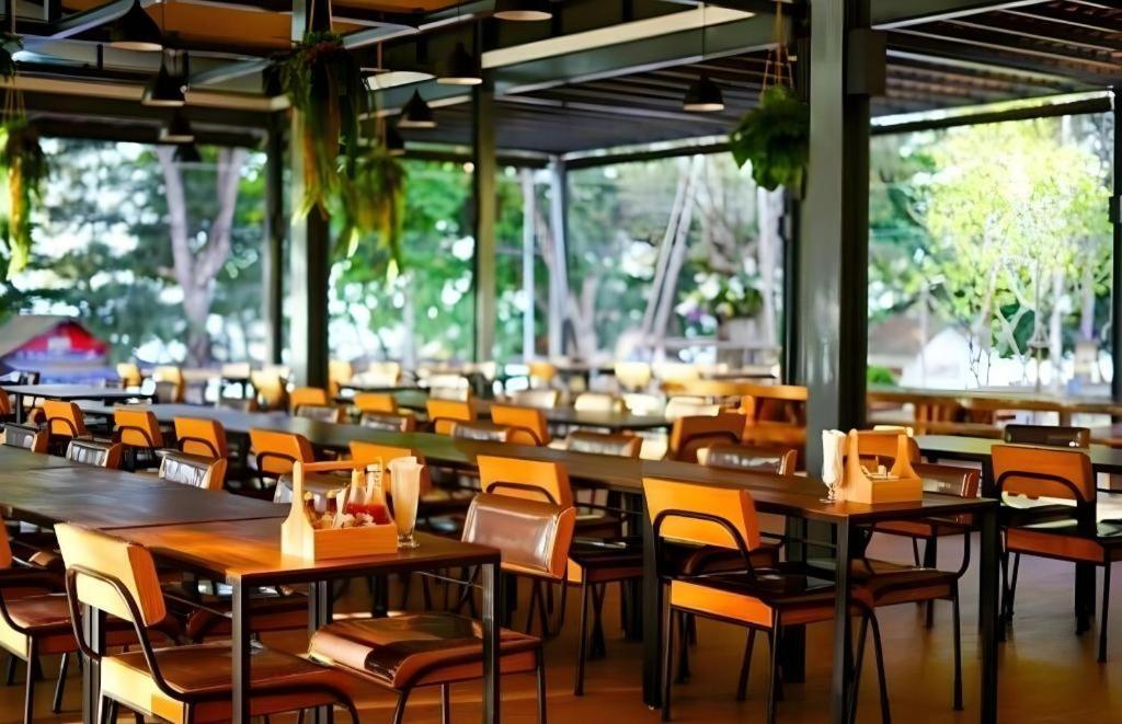 Chatnipa Beach Resort By Morseng Ban Hat Lek Dış mekan fotoğraf